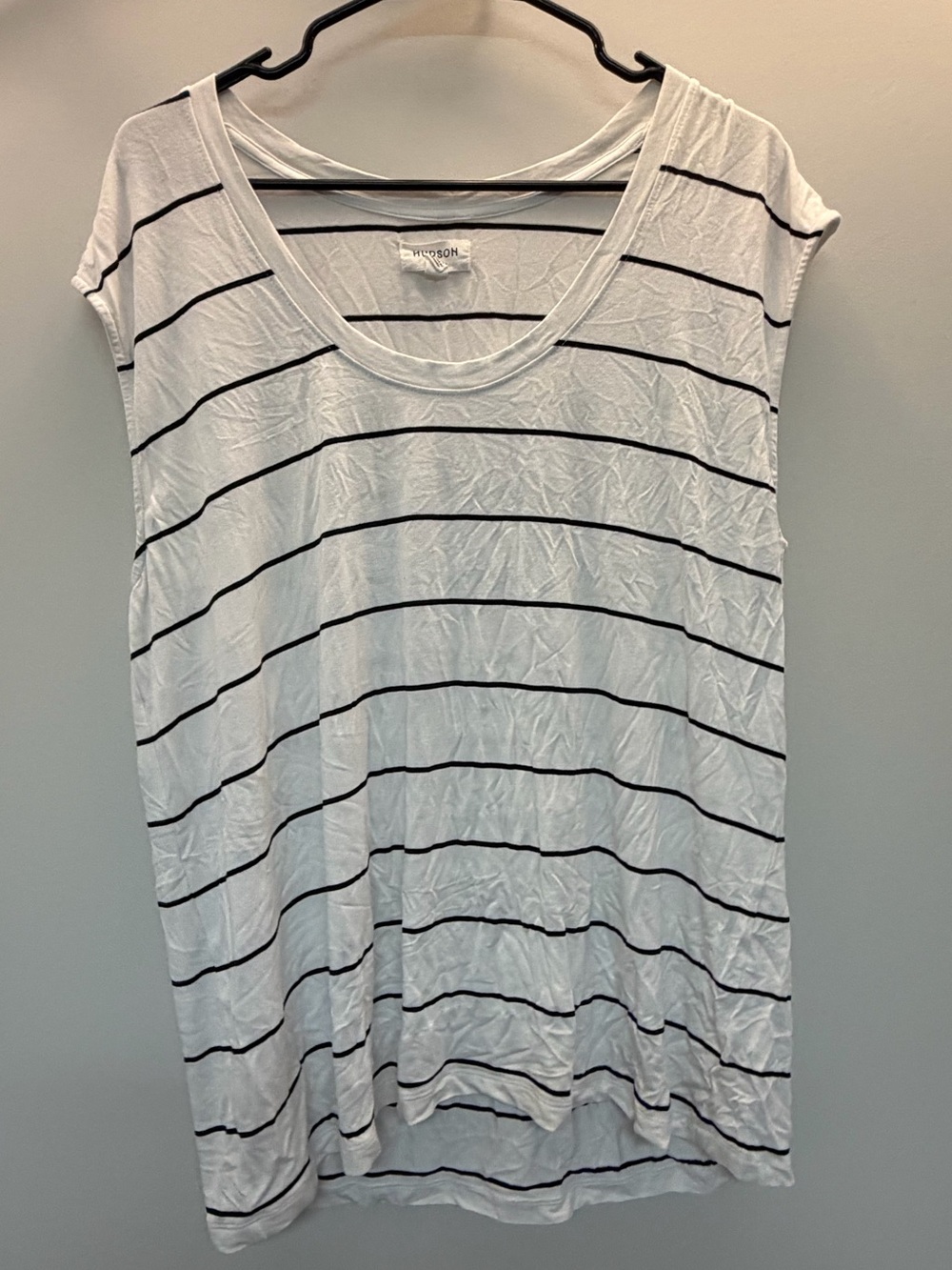 Hudson North Scoop Neck white with black stripe sleeveless tunic length top